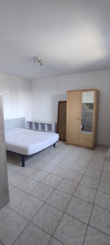 NIMES Appartement T2 avec parking idéal investisseur 3