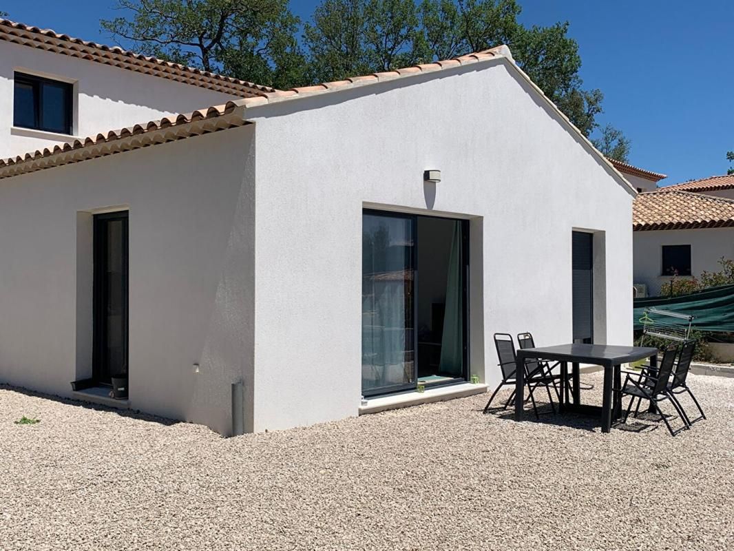 GAREOULT Villa 7 pièces 180m² à Garéoult en Provence verte 2