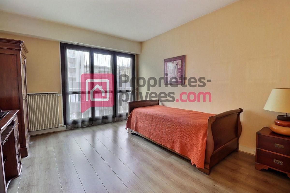 Appartement Montrouge 1 pièce(s) 33.26 m2