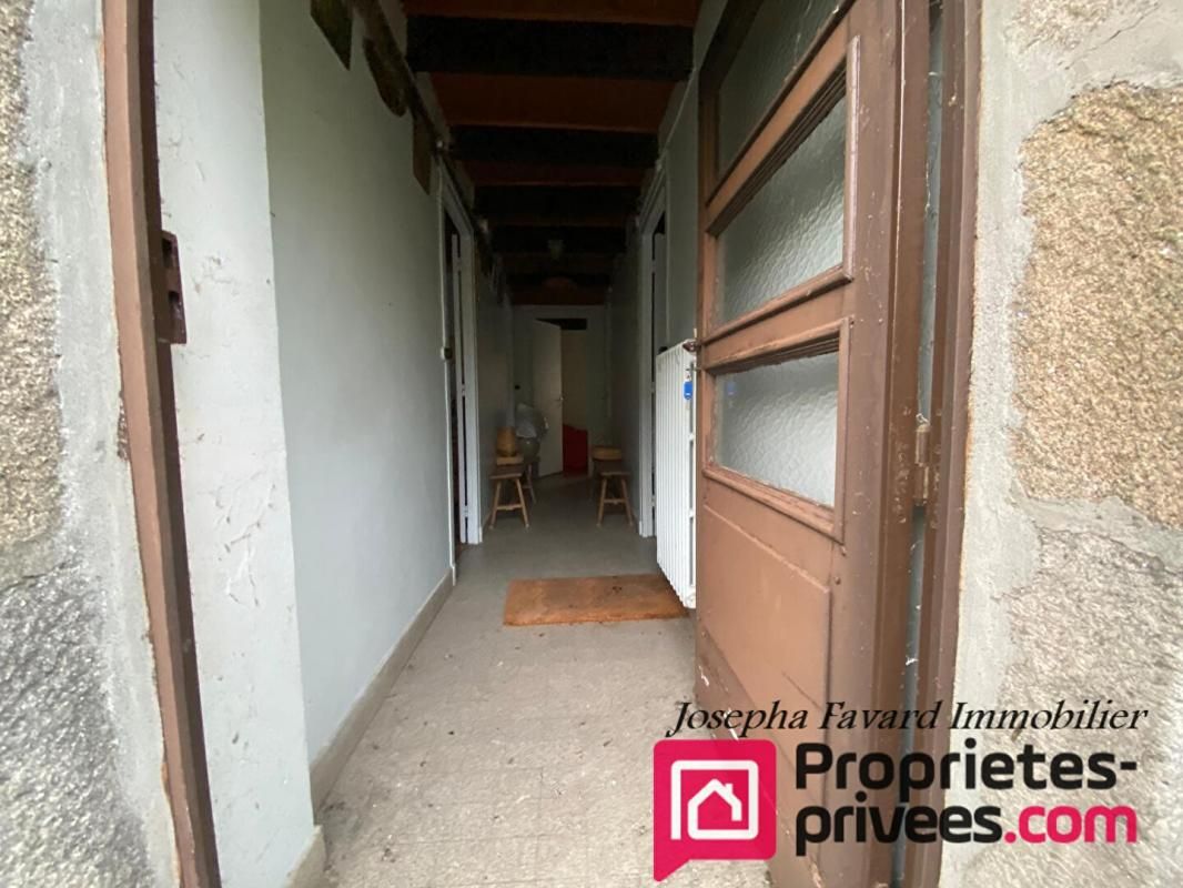 TREIGNAC Maison  57 m²   4 pièces 38 000  19170 Gourdon Murat 4