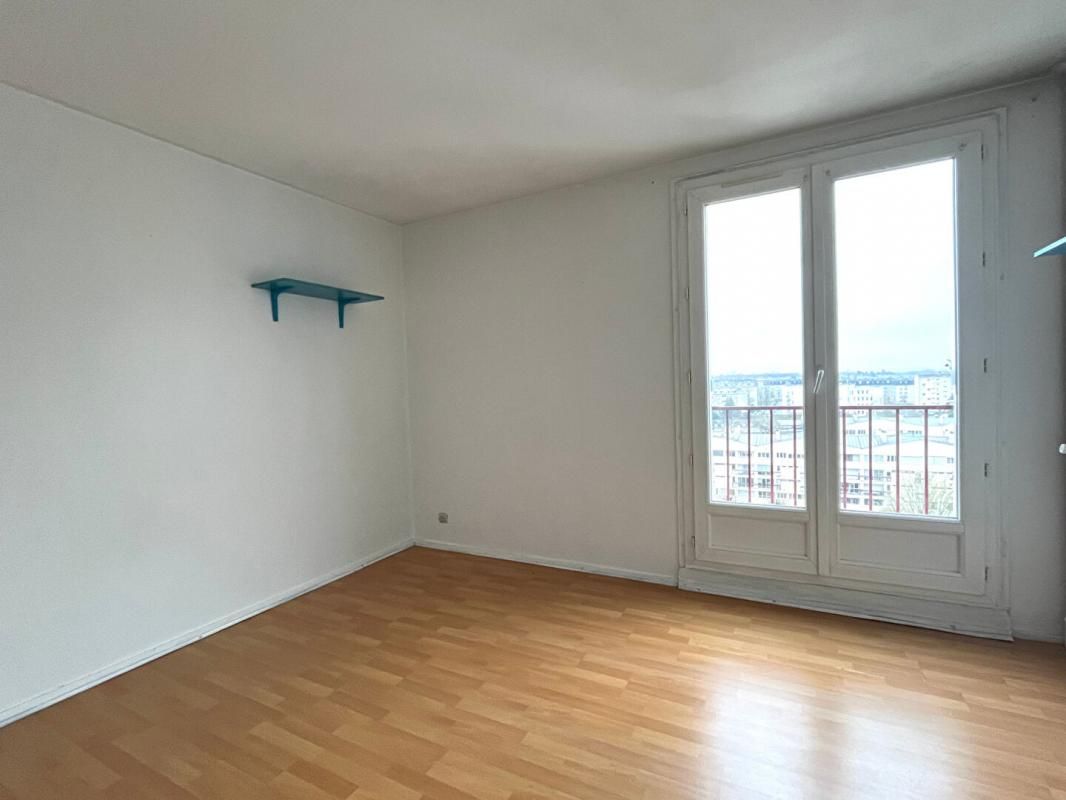 COMPIEGNE Appartement à Compiègne : 3 pièce(s) 66 m2 3