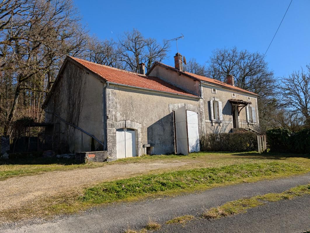 BRANTOME Maison Brantome 5 pièce(s) 143 m2 2