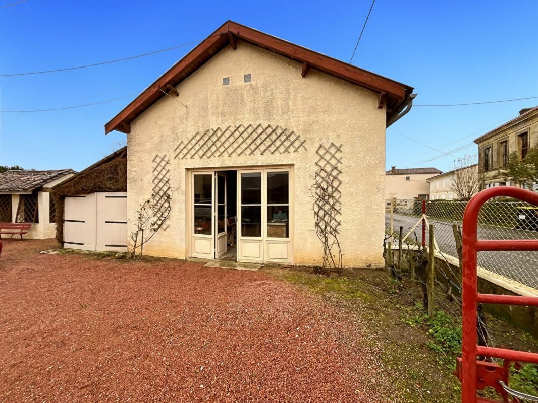 BERSON Charmante maison 155m² + annexe 60m² + atelier 60m² 3