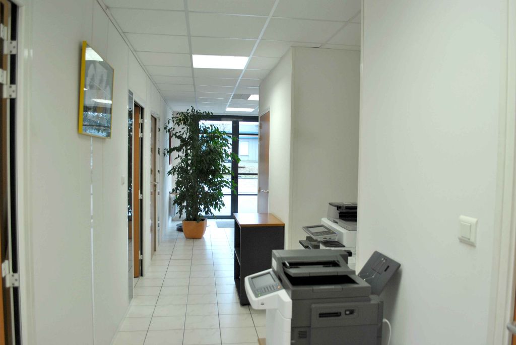 ANCENIS A LOUER - BUREAUX 157 m² - 44150 ANCENIS-SAINT-GEREON 2