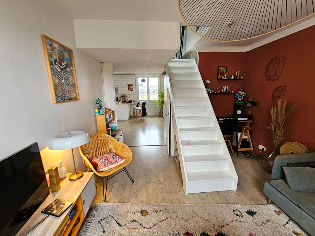 NANTES Appartement Nantes T2 Bis , 54 m2 et environ 22 m2 de combles aménagés 4