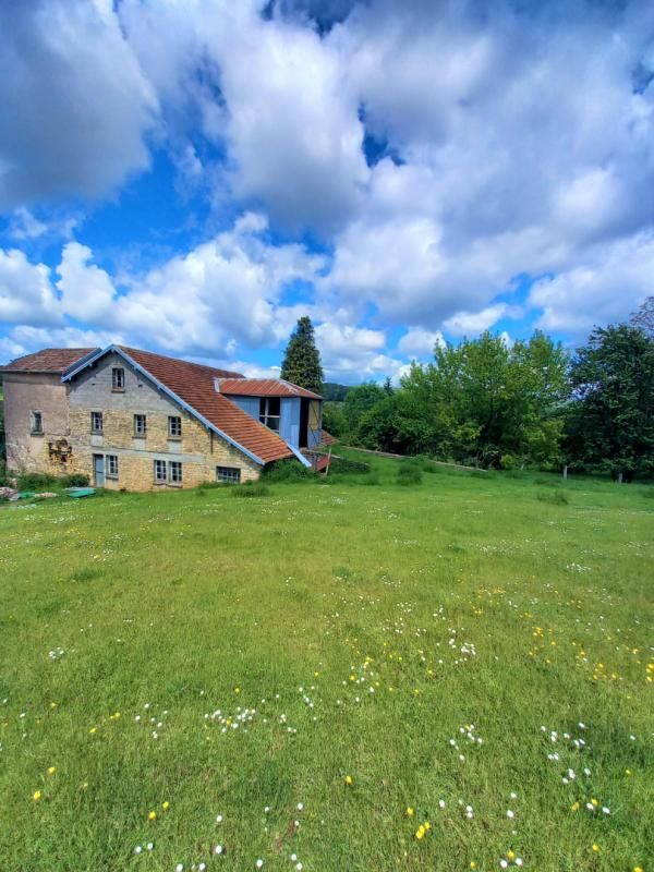 VESOUL Ferme à rénover de 500 m2 à La Creuse (70240) Axe Vesoul/Lure sur 40 ares de terrain à 15 minutes de Vesoul  à 69 900 euros 3