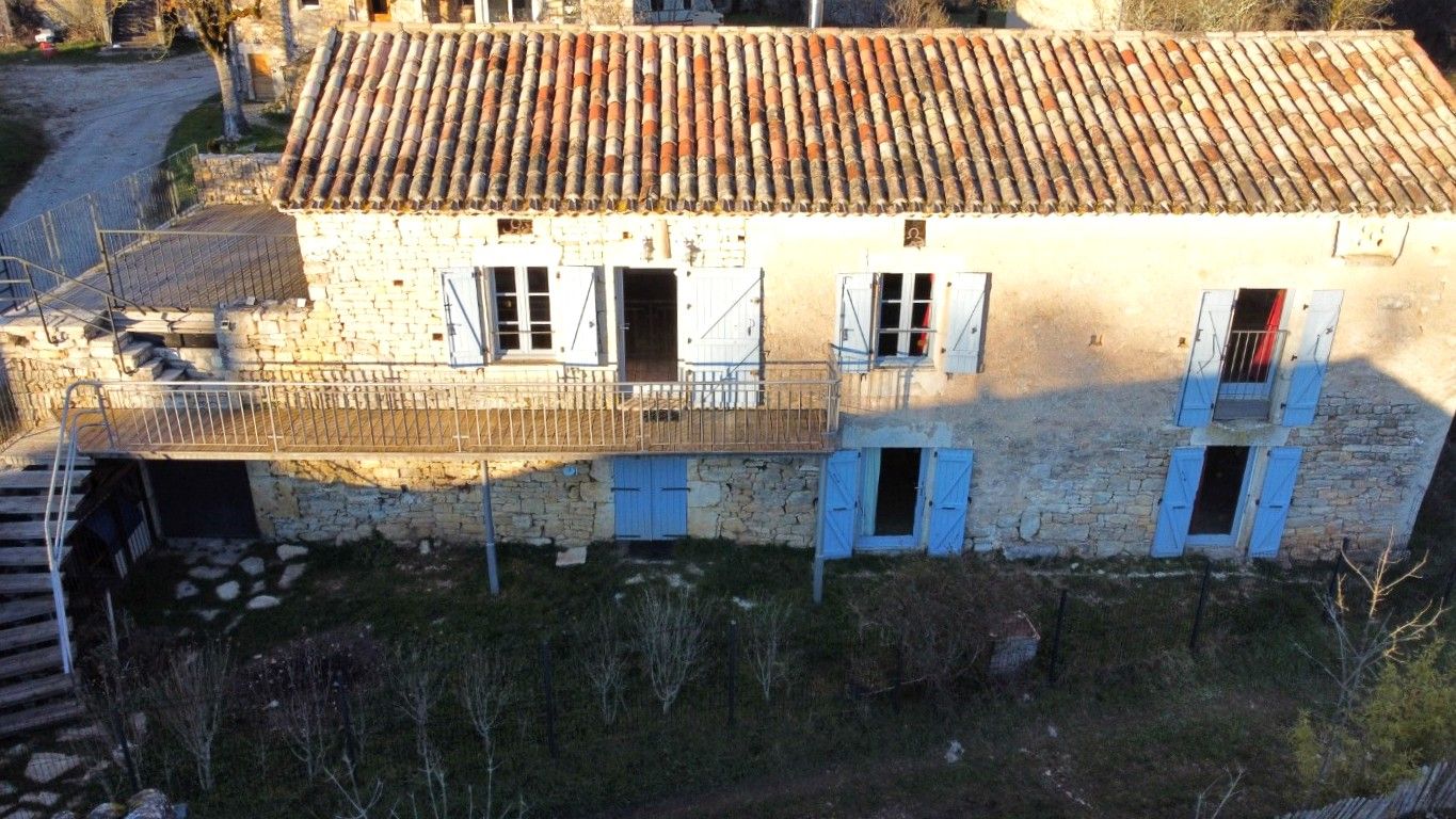 LALBENQUE Maison de hameau rénovée 3 chambres proche Lalbenque 2