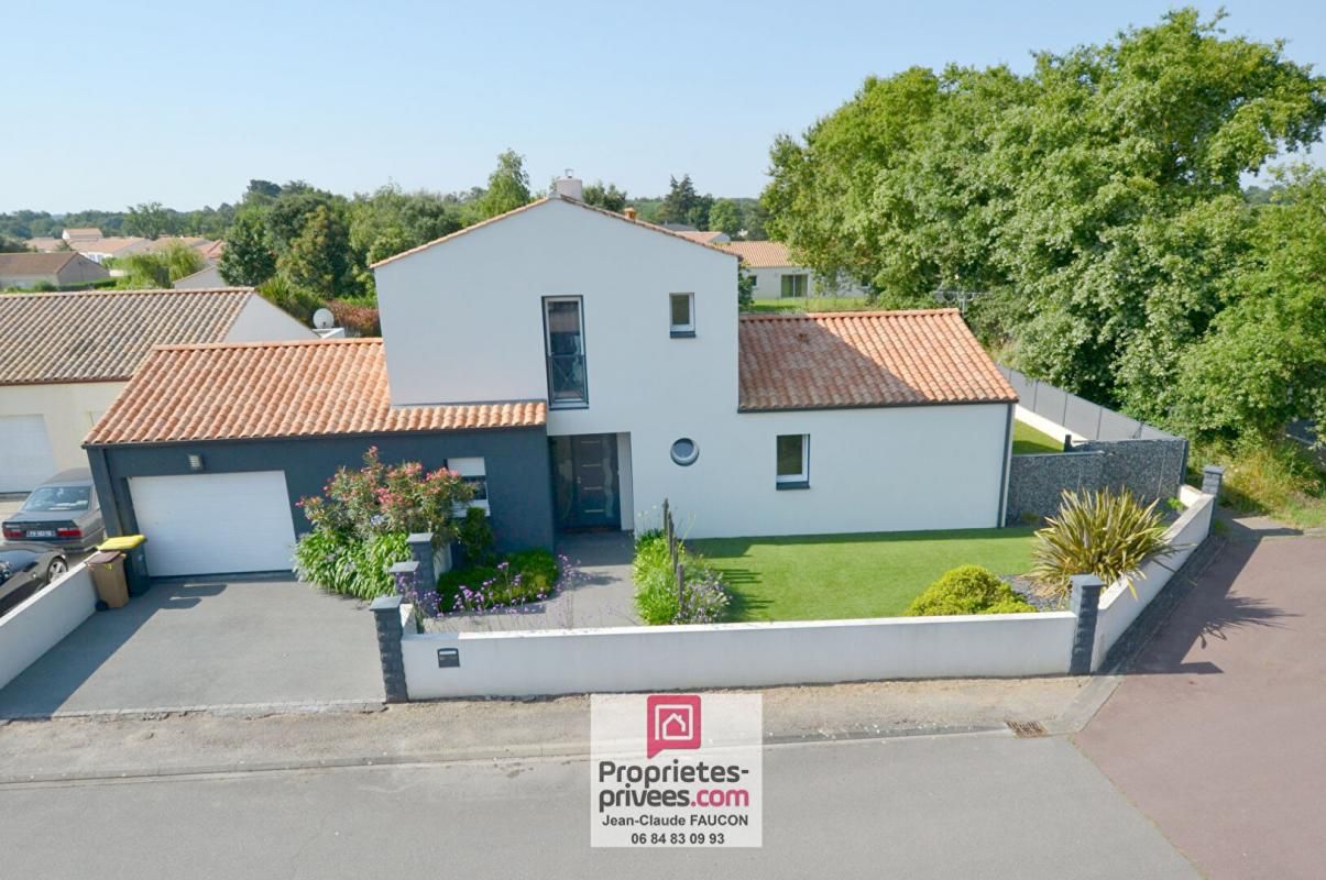 Maison Les Achards180 m2