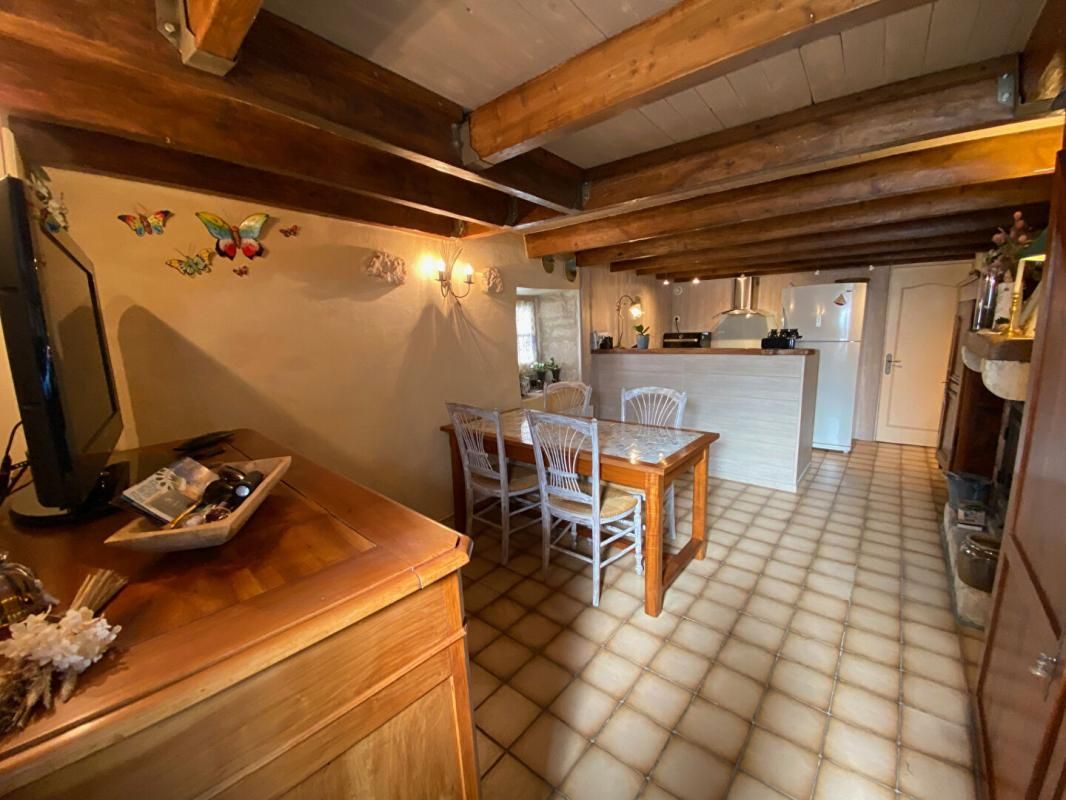 MORNAC-SUR-SEUDRE EXCLUSIVITÉ Maison  dans le centre ville de Mornac Sur Seudre 55 m2 2