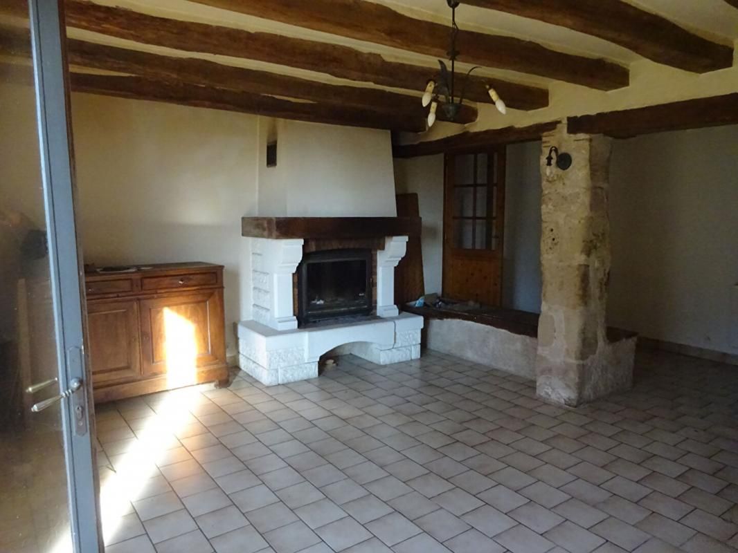 YZEURES-SUR-CREUSE Longère 6 pièce(s) 140 m2 2