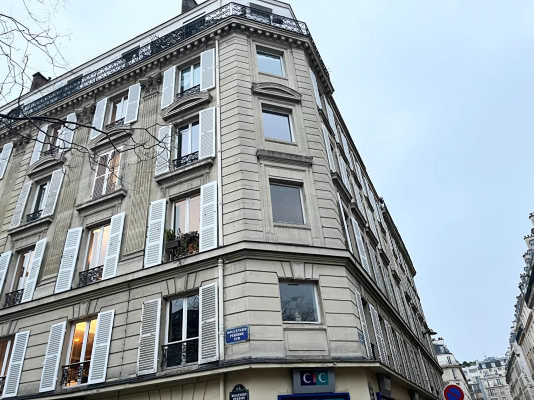 Appartement Paris 3 pièce(s) 65 m2