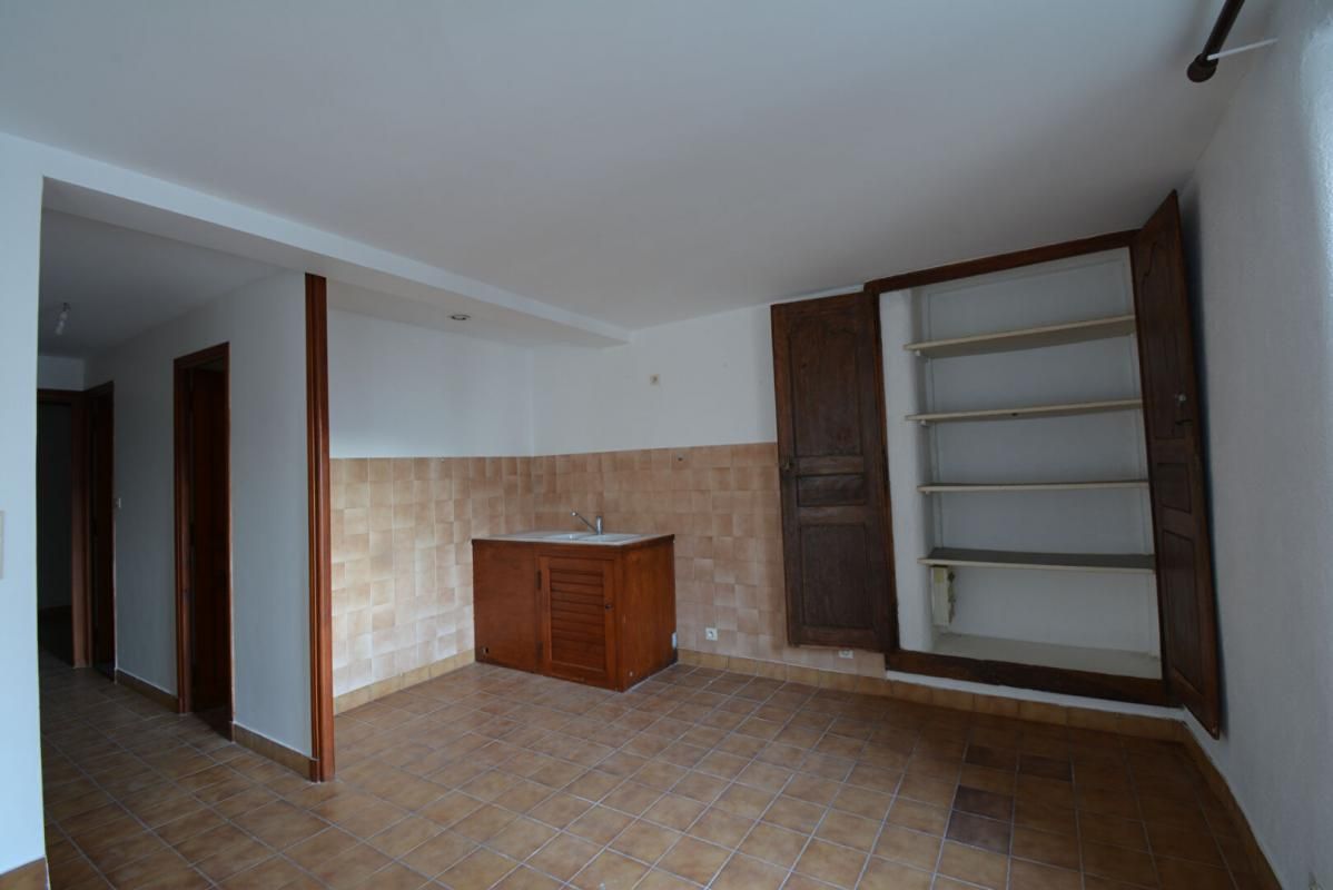 AUBENAS Appartement  3 pièce(s) 64.6 m2 4