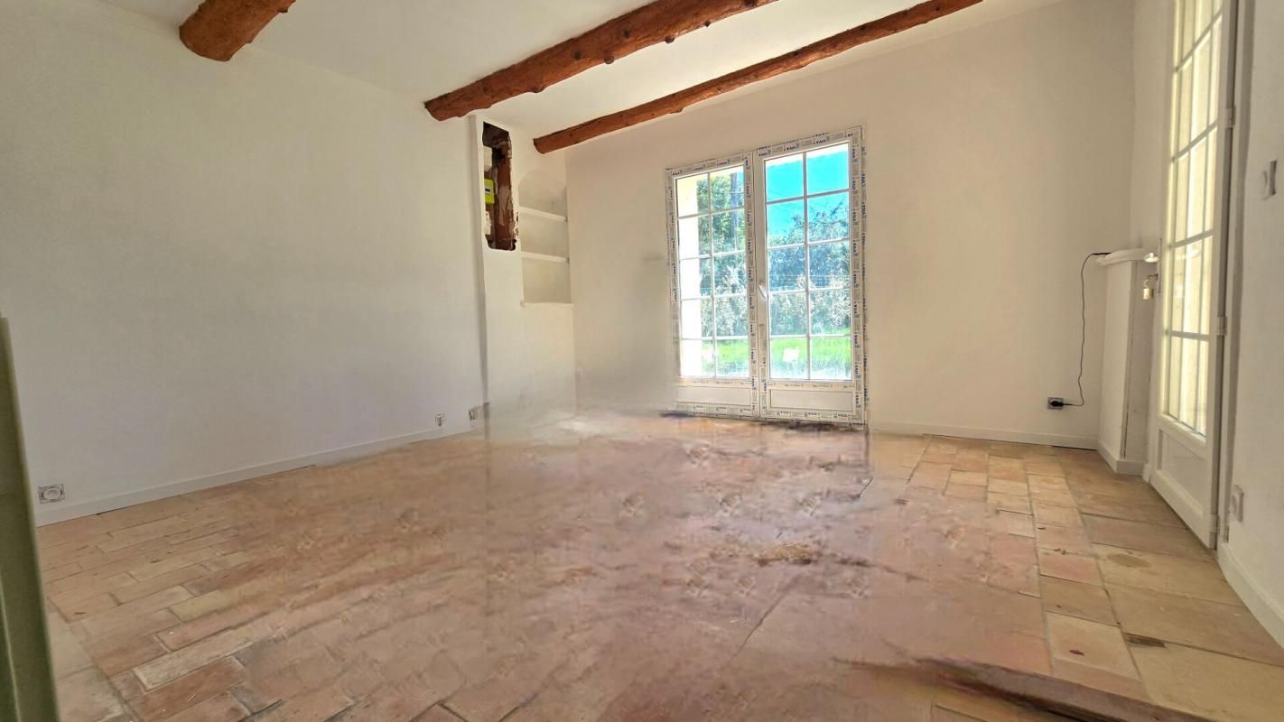 AIX-EN-PROVENCE Maison  7 pièce(s) 140 m2 2