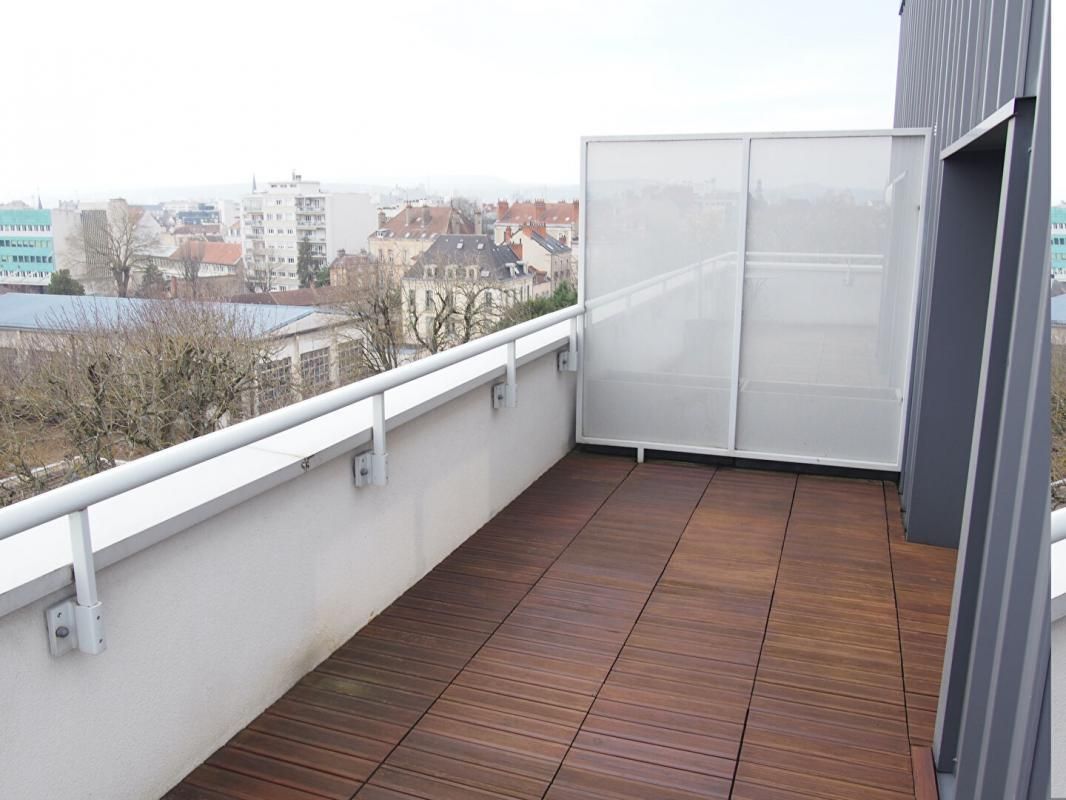 DIJON Dijon studio 36m2 avec vue dégagée 2