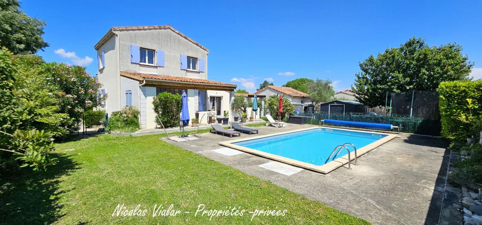 MONTELIMAR Maison individuelle de 120 m² avec piscine et garage 1