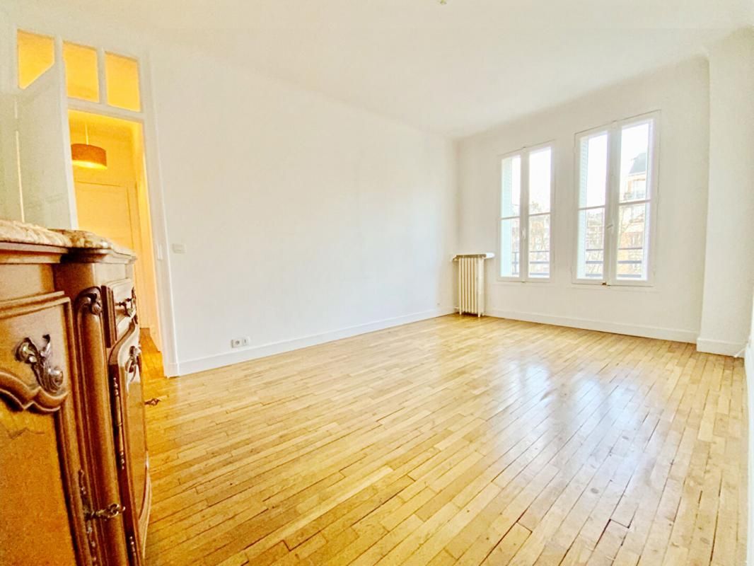 PARIS-12E-ARRONDISSEMENT Appartement 44 m2  Avenue de Saint-Mandé 2