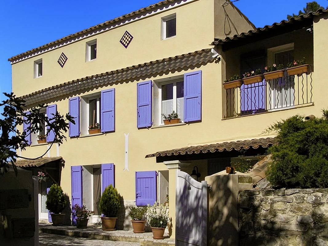 SAINT-MAIME EXCLU, proche FORCALQUIER, Belle MAISON DE VILLAGE de 126 m²  avec terrasses, jardin et cour 1