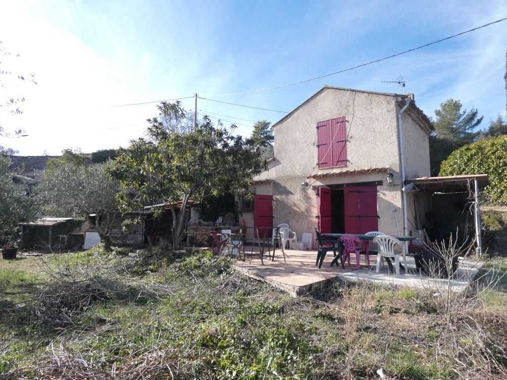 Petite maison Provençale avec oliviers