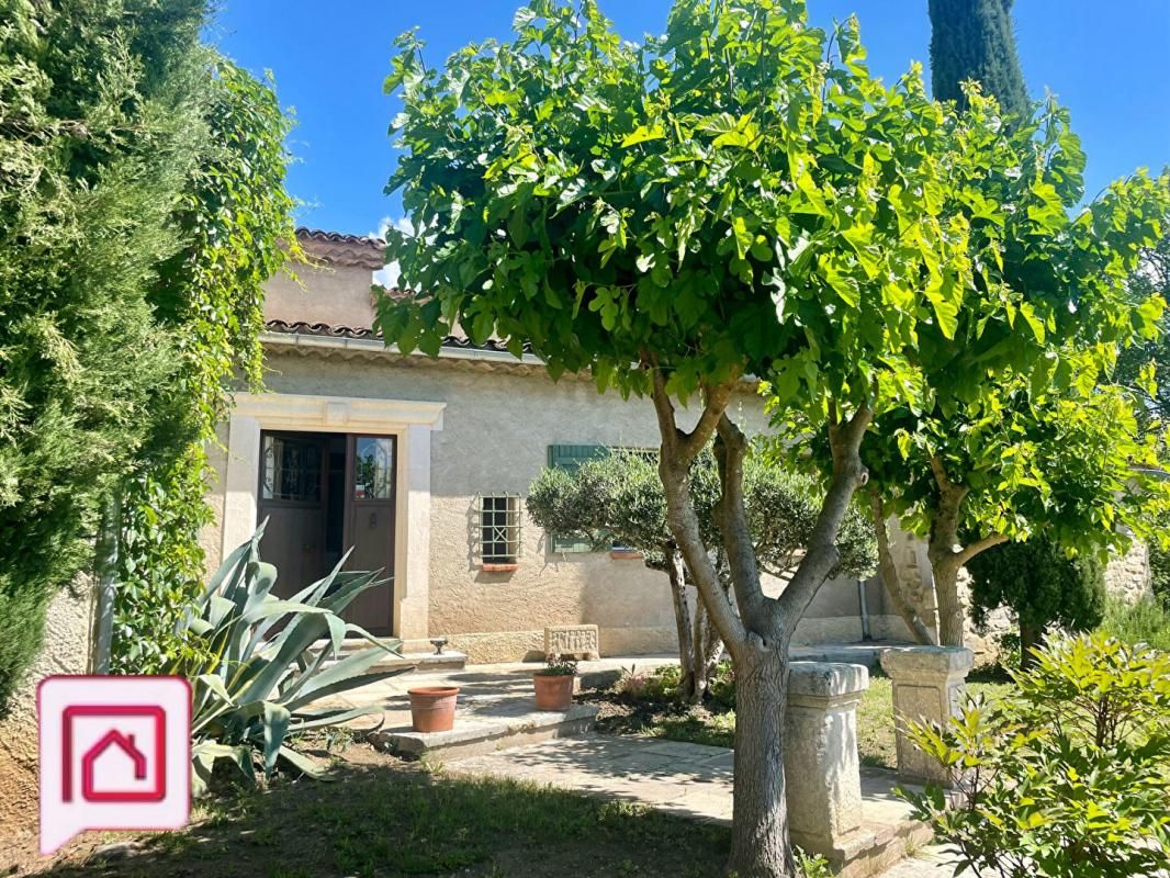 BOISSET-ET-GAUJAC jolie maison de maçon de 260 m2 avec vue dominante et grand sous-sol 4