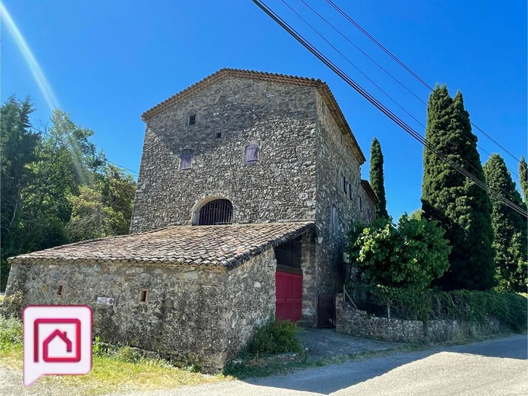 ANDUZE Mas cévenol en pierre 2