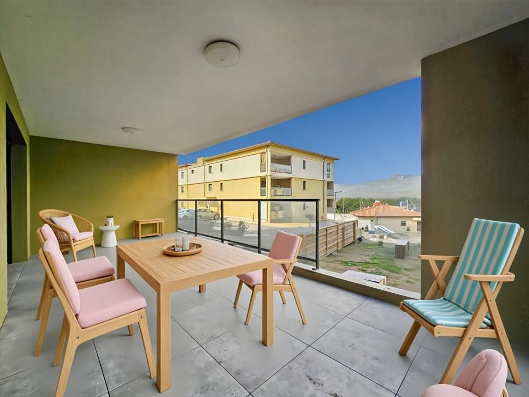 PROPRIANO Appartement T3 en résidence avec terrasse, jardin et vue mer 1