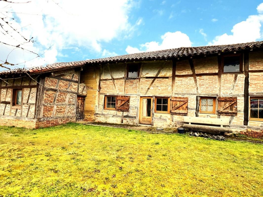 SAINT-TRIVIER-DE-COURTES Maison  4 pièce(s) 99 m2 2