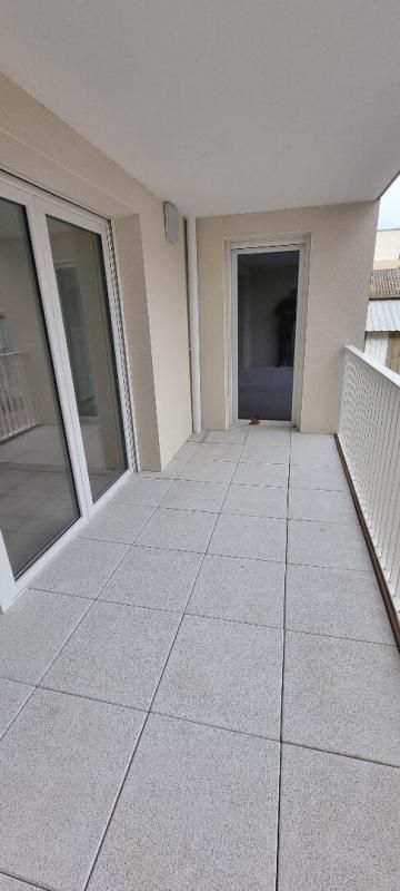 BEZIERS Appartement Beziers 3 pièce(s) 63 m2 + parking 3