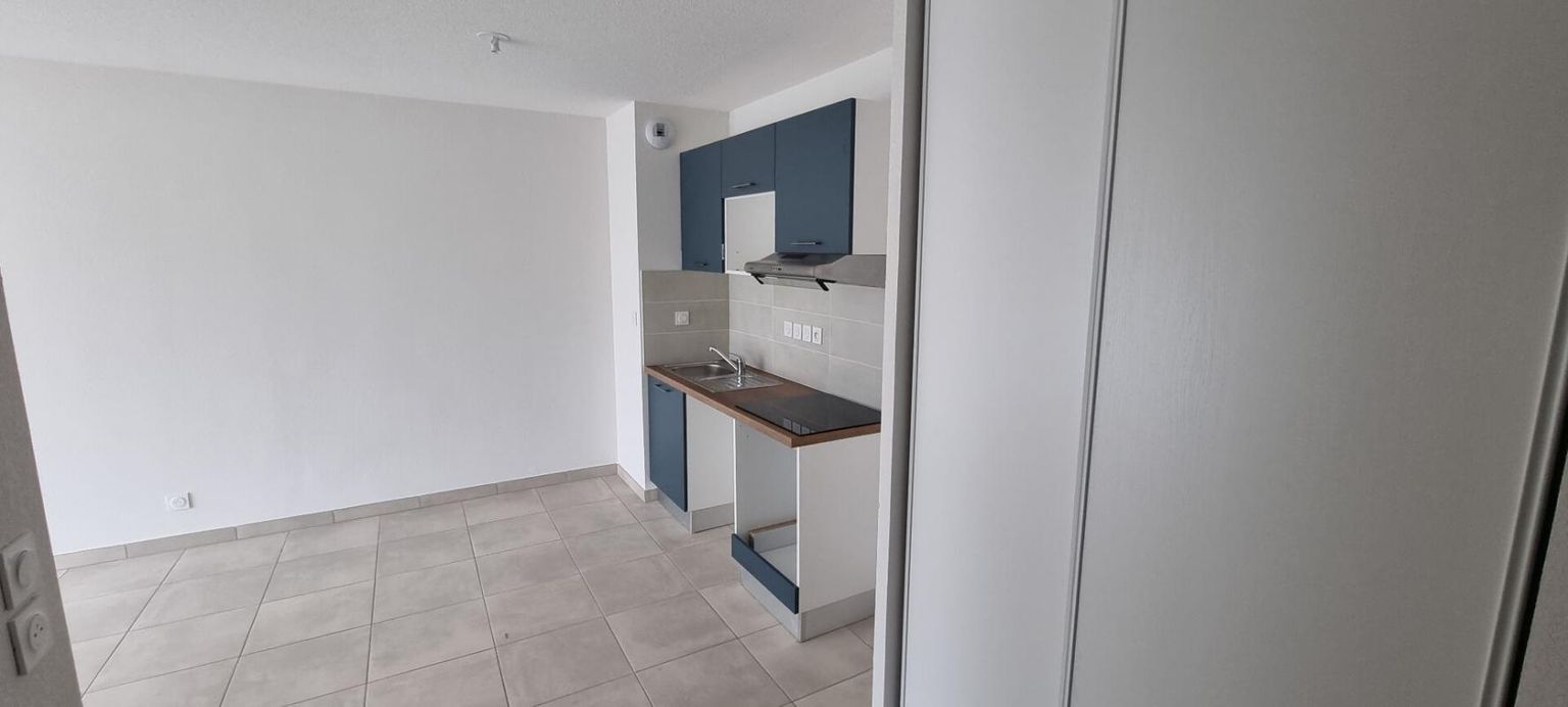 BEZIERS Appartement Beziers 3 pièce(s) 59 m2 + parking 2