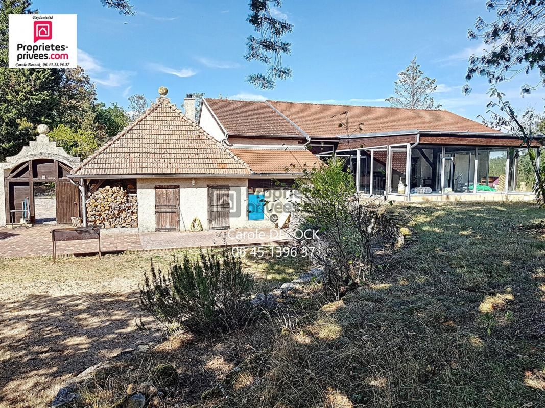 TROIS MAISONS, UNE PISCINE, UN PARC !