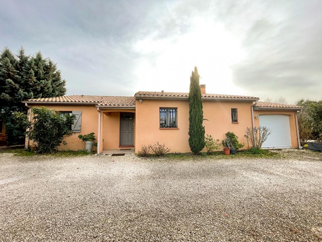 LEGUEVIN Maison T4  avec Piscine sur un beau terrain arboré de 813m² 3