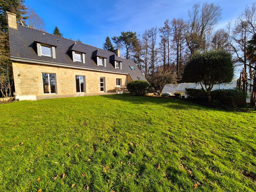 Magnifique propriété en pierre de 149 m2 à Cléguer (Bretagne Sud - Pays de Lorient)