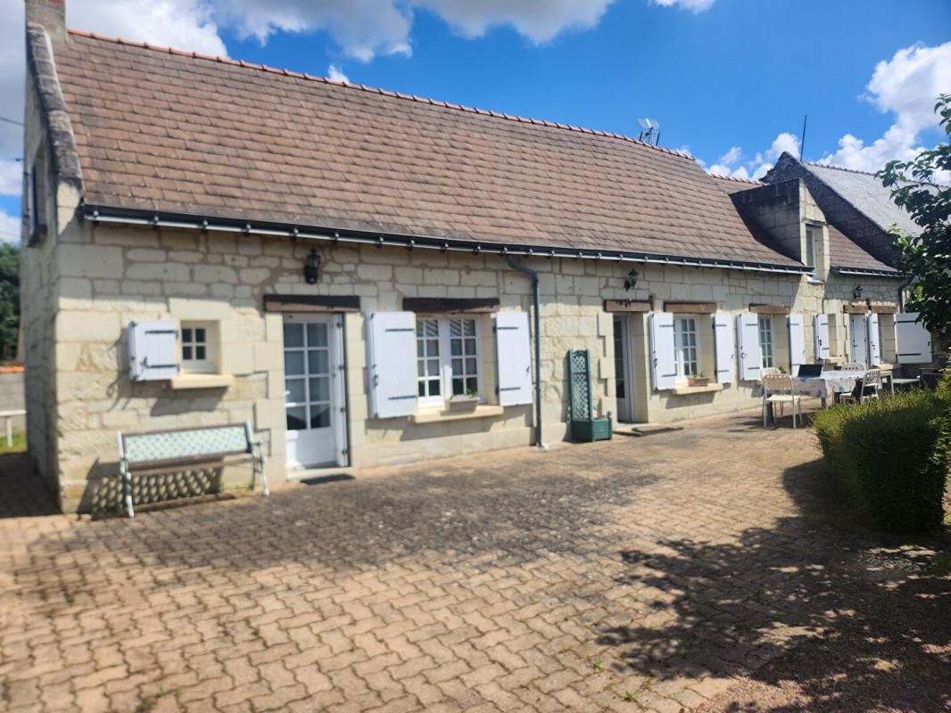 VARENNES-SUR-LOIRE A vendre Longère - Varennes Sur Loire  49730- 5 chambres (6 pièces) 148 m2 2