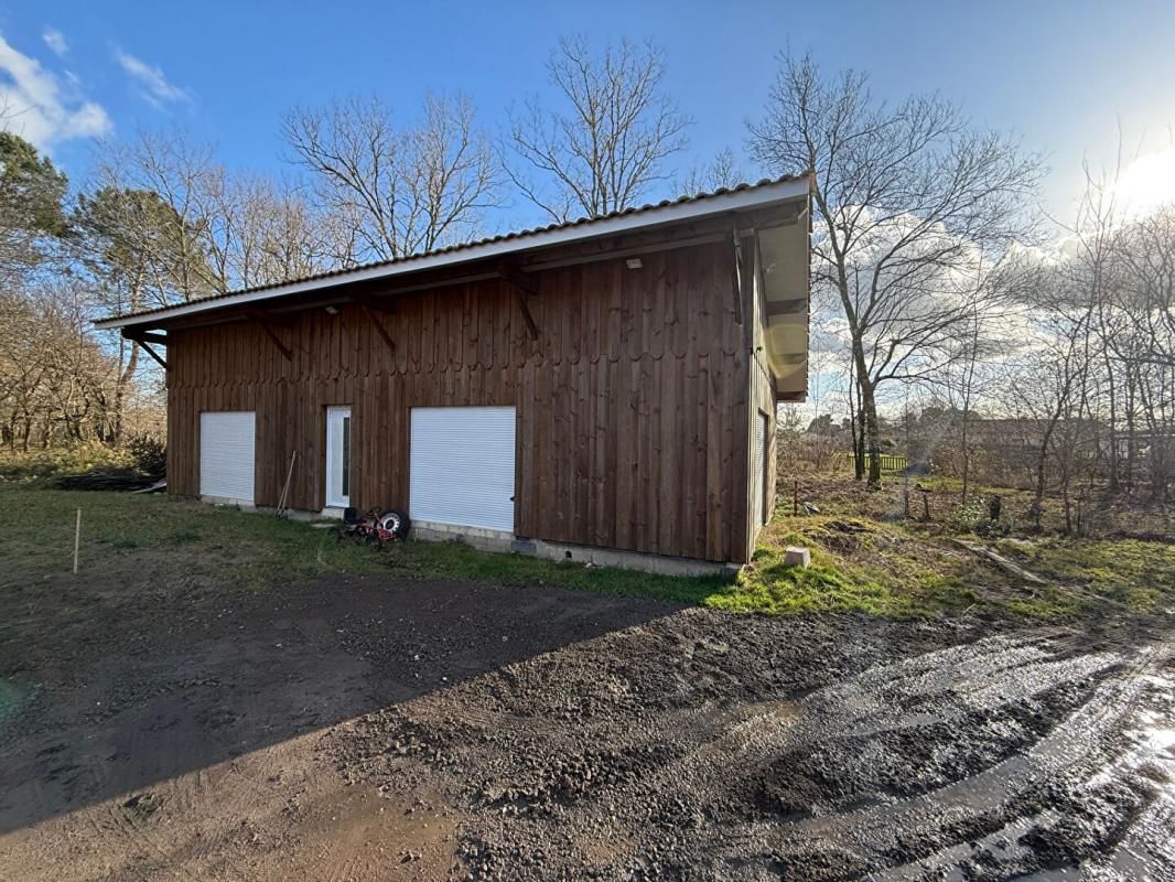 SALLES MAISON HORS D'EAU HORS D'AIR EN BOIS 84M² 2