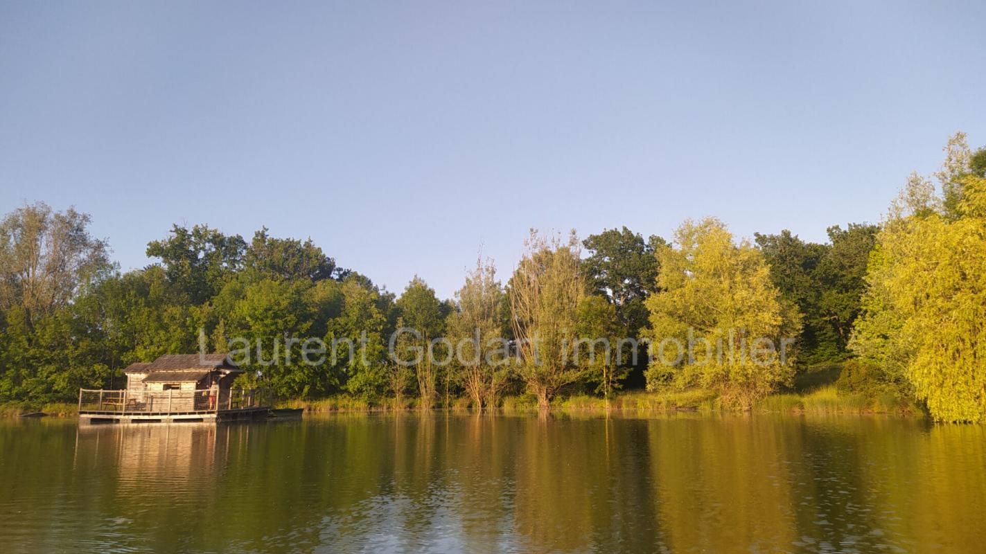 VILLEREAL Propriété avec lac et Gites entre Bergerac et Villeneuve sur lot 3