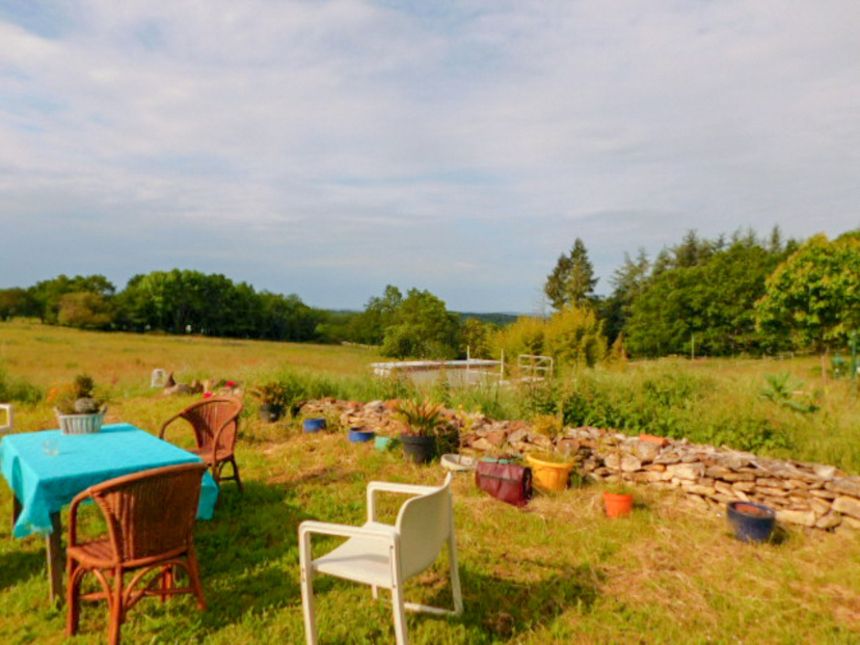 ROUFFILHAC Longère de pierre, 90 m², 4 pièces, 2 chambres sur terrain de près d'un hectare 2