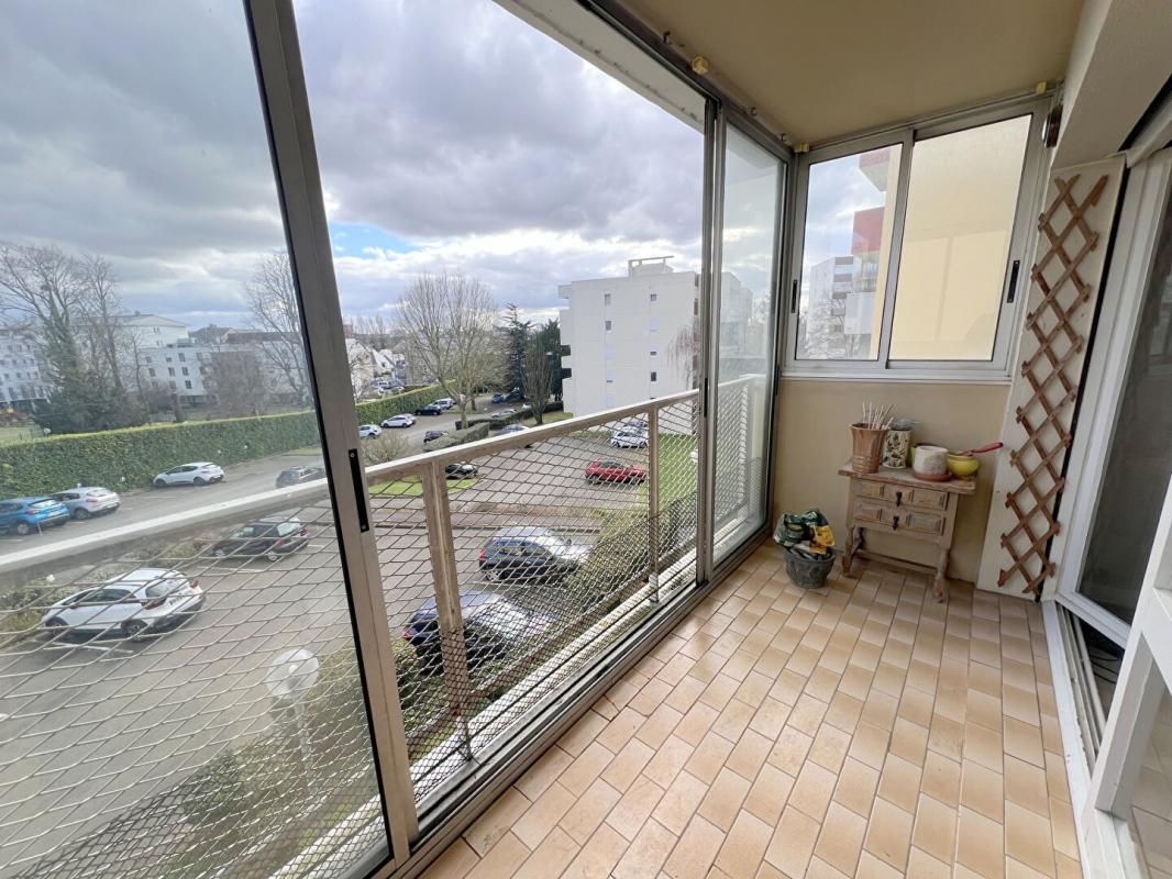 LE MANS Appartement - Le Mans - BOLLEE - 4 pièce(s) - 79 m² 3