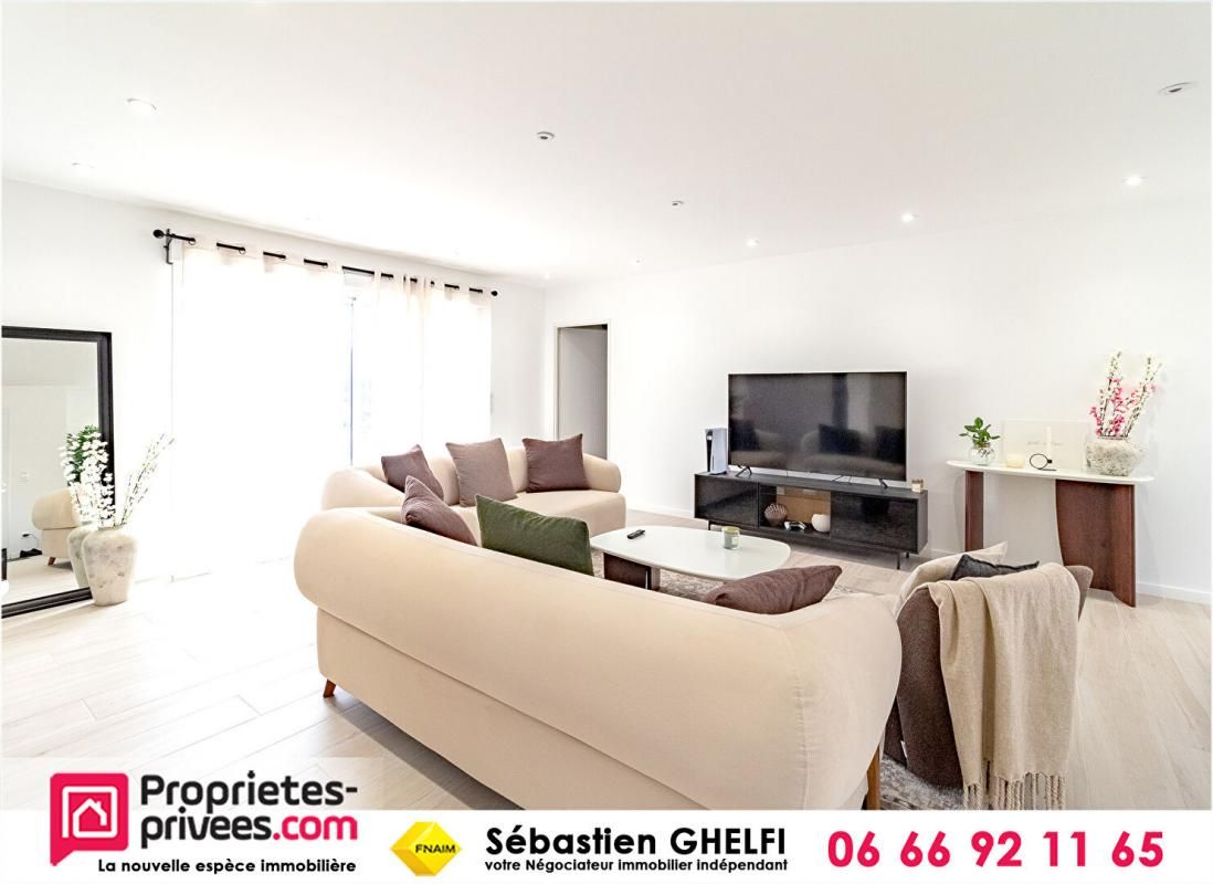 CONTRES Contres-maison de plain-pied avec 4 chambres dont 1 suite,cellier,garage 3