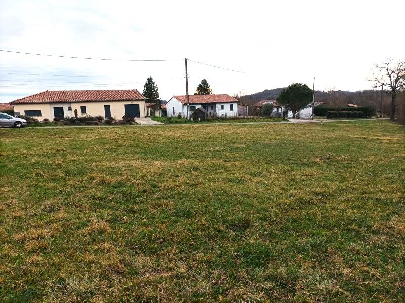 GIGOUZAC Terrain  constructible à vendre Gigouzac 1955 m2 2