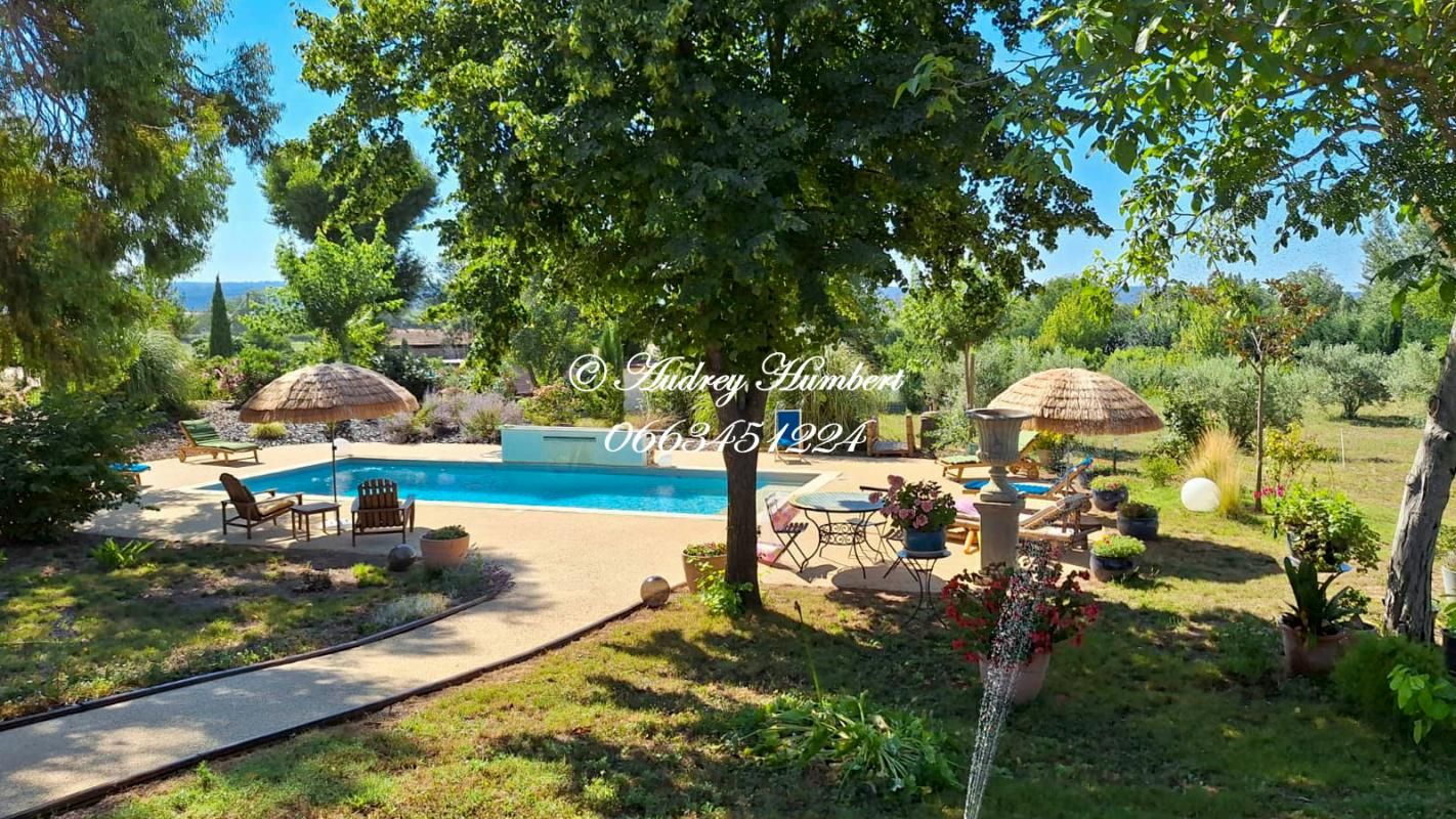 MANOSQUE PROPRIÉTÉ D'EXCEPTION À MANOSQUE, 148 m² HABITABLES SUR 8 800 m²  avec piscine 2