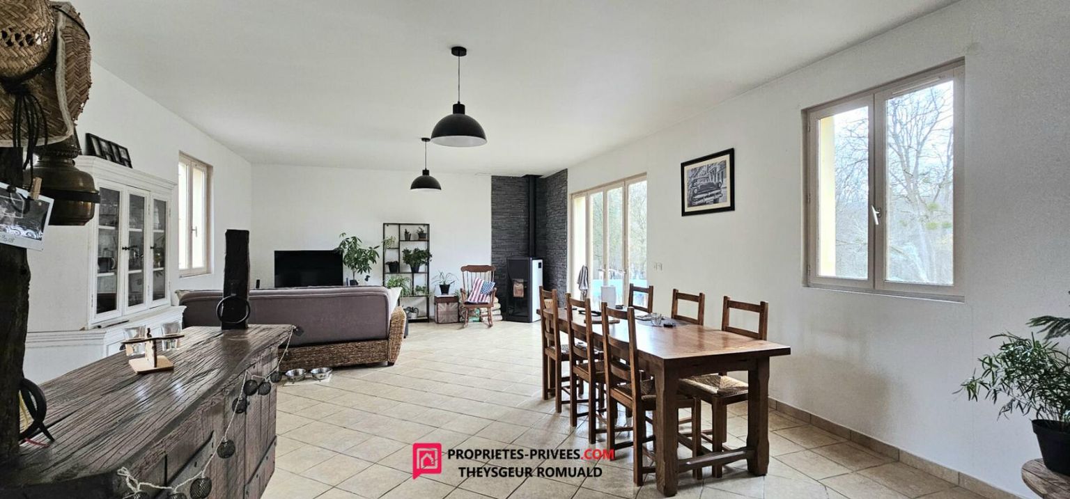 PRUNOY Maison Prunoy 5 pièce(s) 150 m2 2