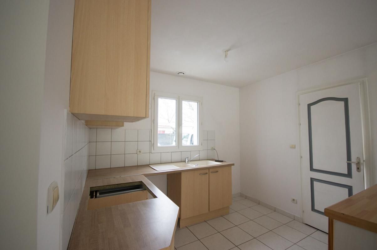 FERRIERES Maison  4 pièce(s) 81 m2 4