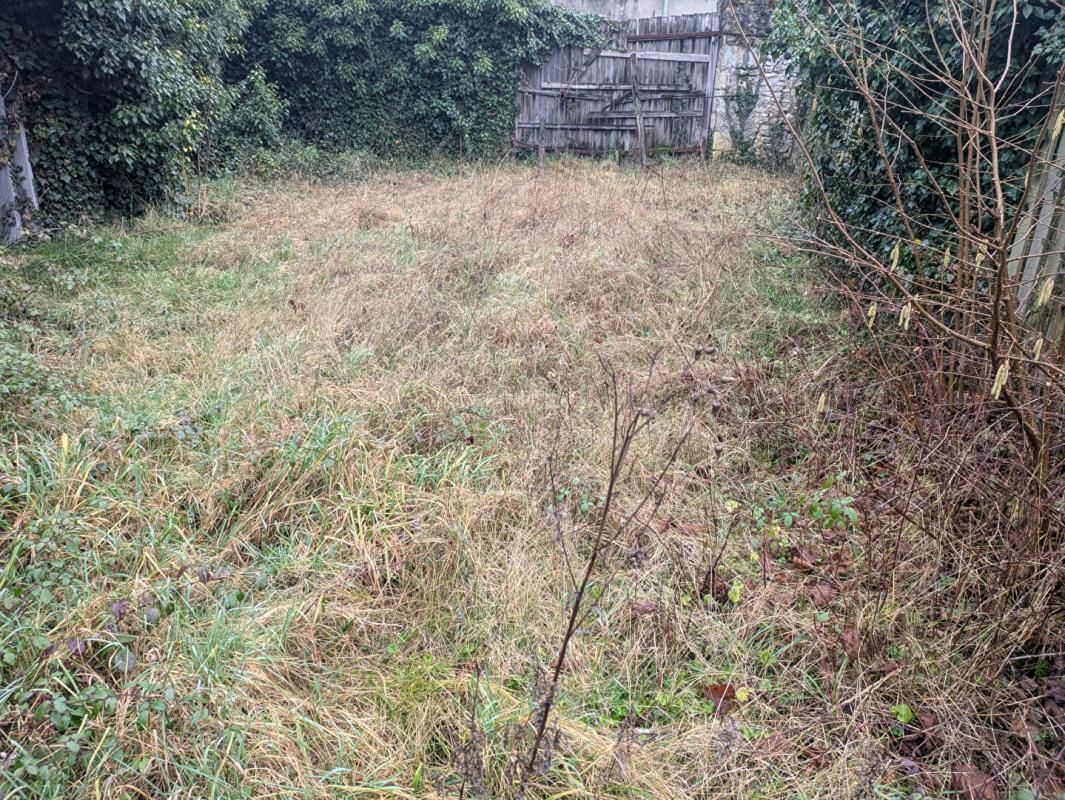 LA CHARITE-SUR-LOIRE Maison La Charité à rénover avec jardin et garage 4