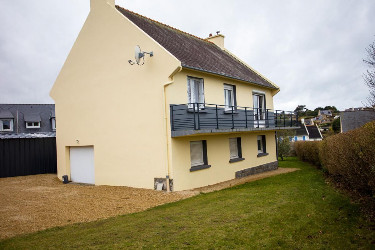 PLEUBIAN Maison avec vue mer, L'Armor Pleubian , 82 m² plus 38 m² , 200 m de la Plage de Pors Rand 2