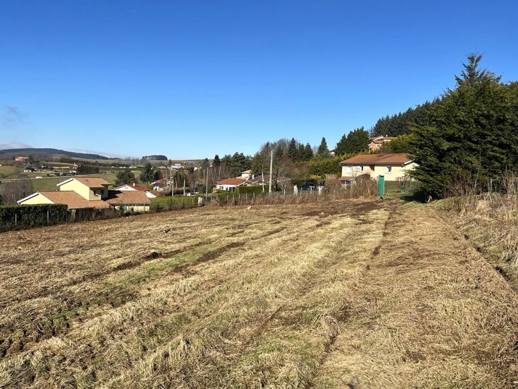 VIOLAY Terrain de 760 M² , viabilisé avec belle vue dégagée 2