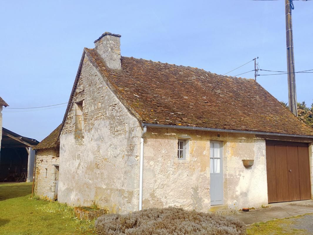 PREUILLY-SUR-CLAISE Maison et 3 maisonnettes avec dépendances sur 1 ha 4