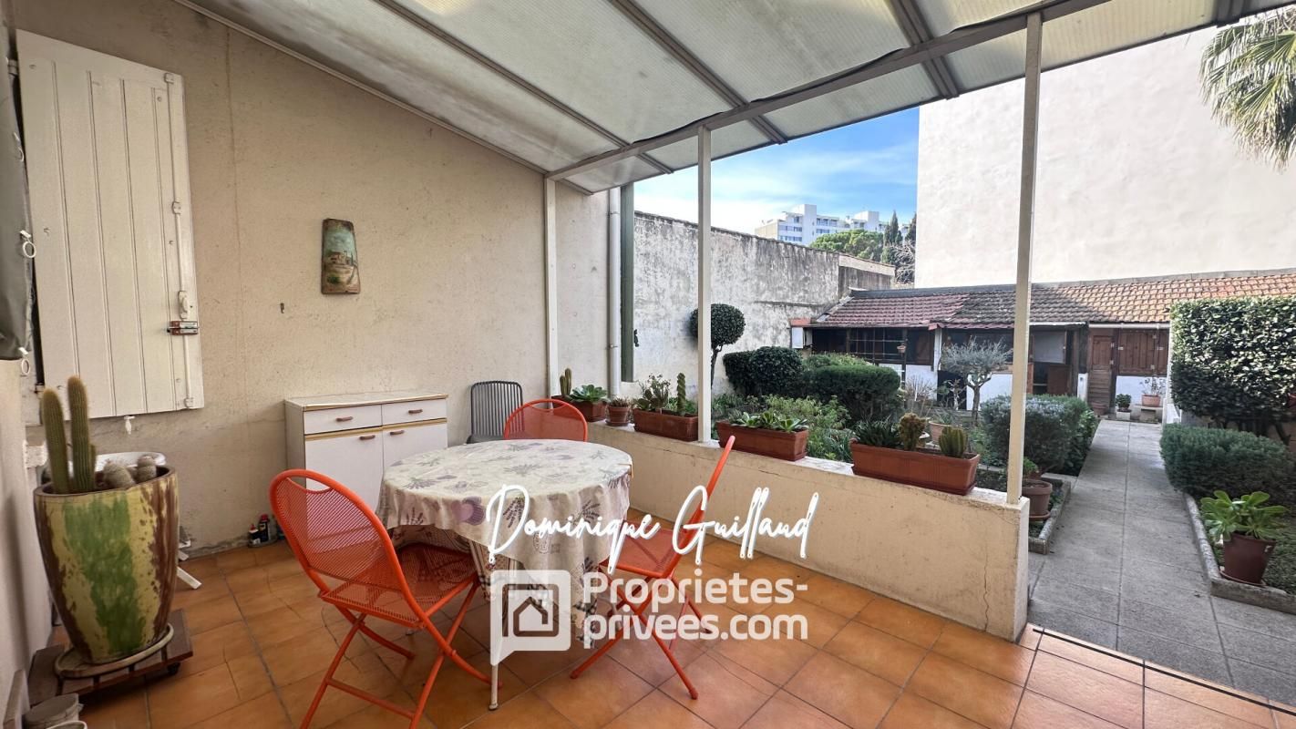 NIMES A vendre- Maison de ville année 30 avec jardin-quartier Jean-Jaurès-Nîmes 3