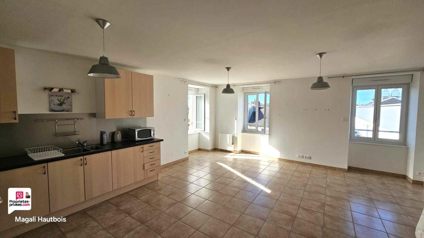 AVRANCHES Appartement Avranches 3 pièce(s) 64 m2 2