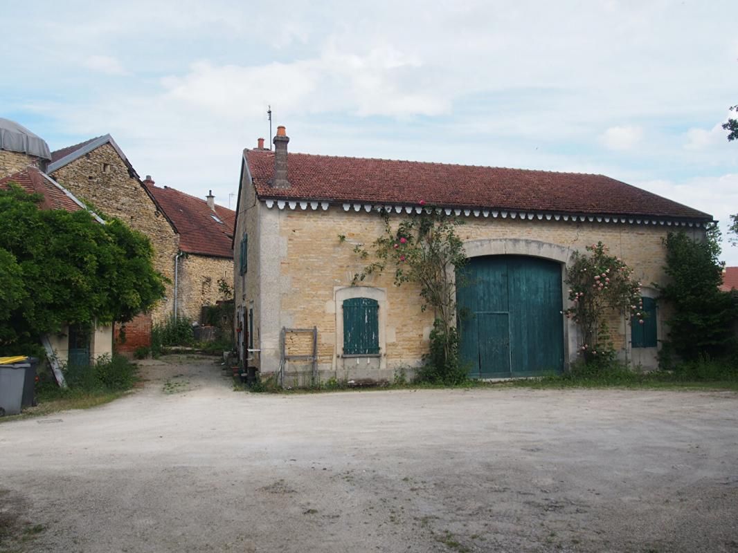 MARCILLY-SUR-TILLE Marcilly gare 1