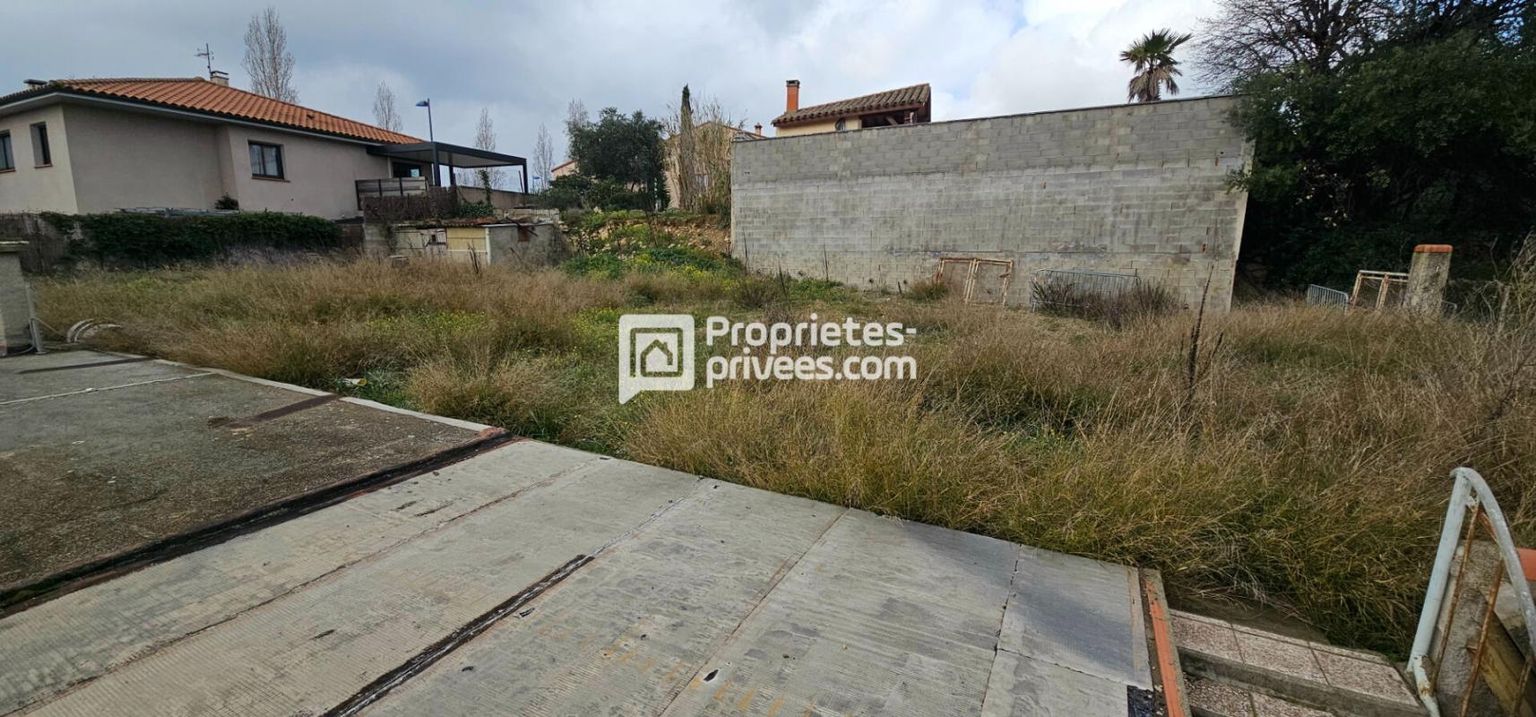 ARGELES-SUR-MER Argeles-Sur Mer terrain constructible de plus de 700 m² 2