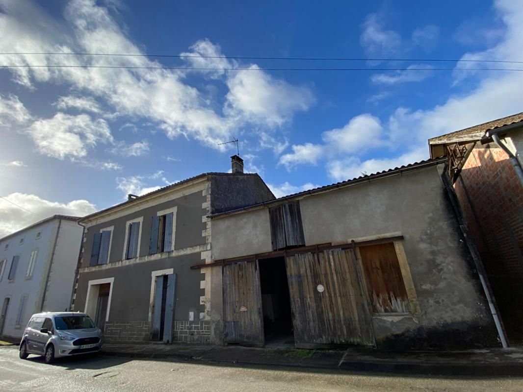 SEYCHES Maison en Pierre à Personnaliser au Coeur de la Gascogne ? Opportunité Rare ! 1